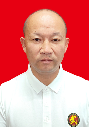 胡斌.jpg
